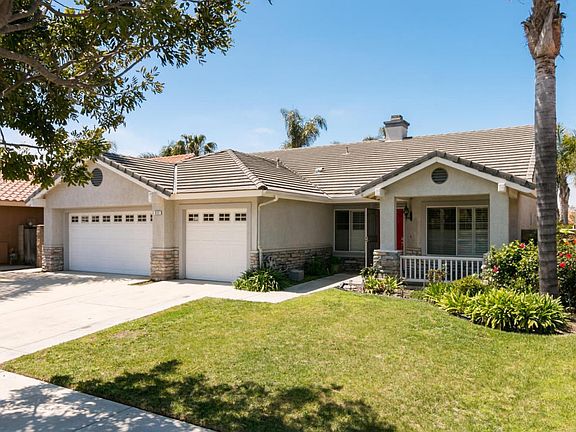 635 Cornwall Dr-MLS_Size-002-2-Front Ext