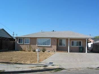 1st image of 388 Thorne Dr