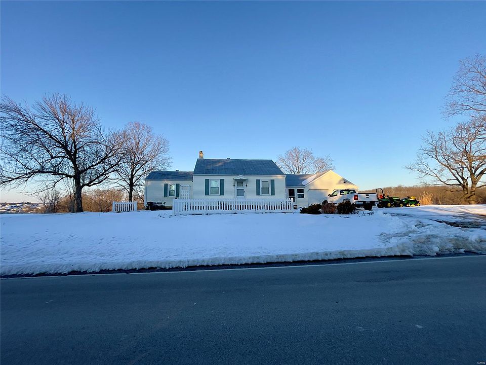 2nd image of 1414 Bieker Rd