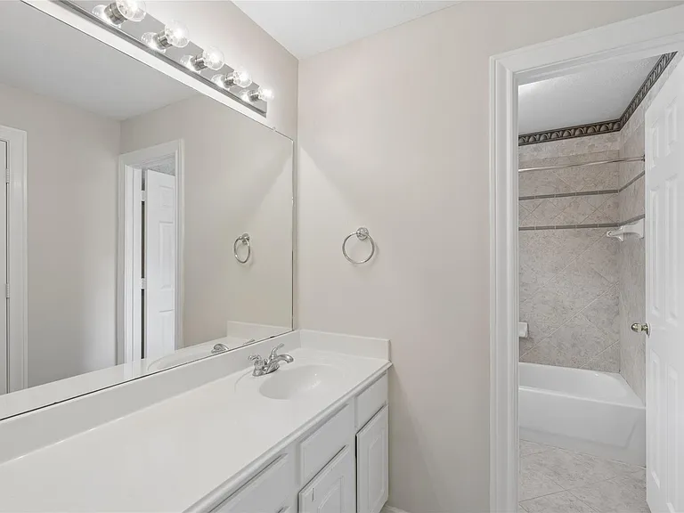 6414 Pinewood Trace Ln — Photo 17