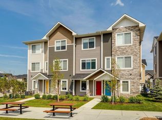 536 Canals Cross SW, Airdrie, AB T4B4L3