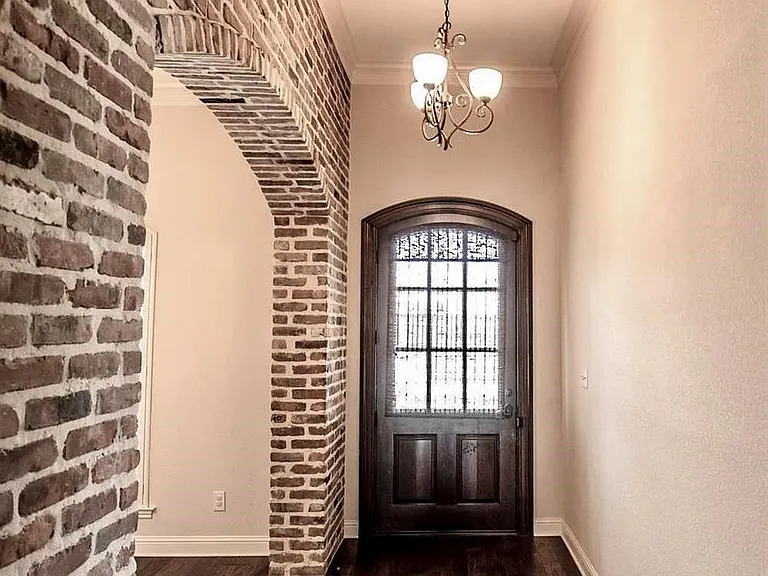 3590 Prescott Dr — Photo 2