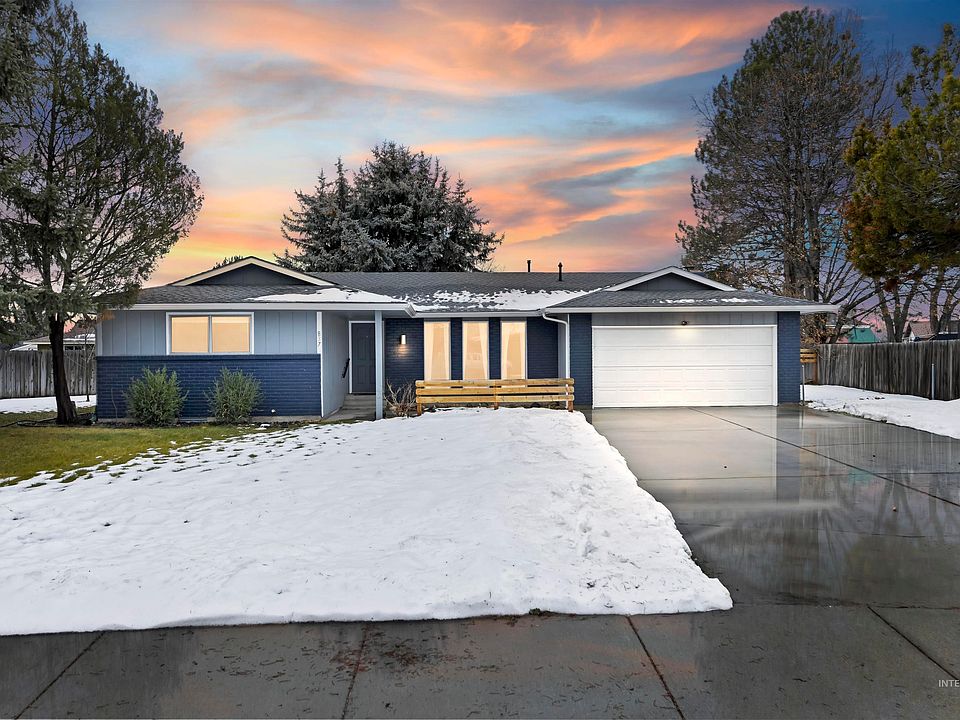 1st image of 837 Cairn Dr