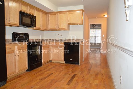 2nd image of 2225 N Park Ave #B