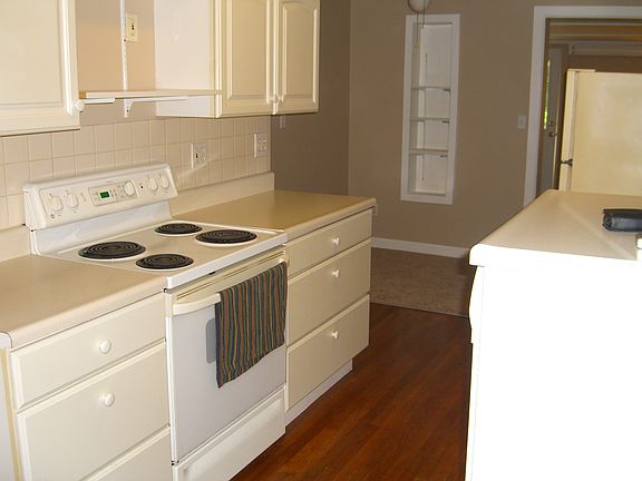 2nd image of 4155 Eaton St