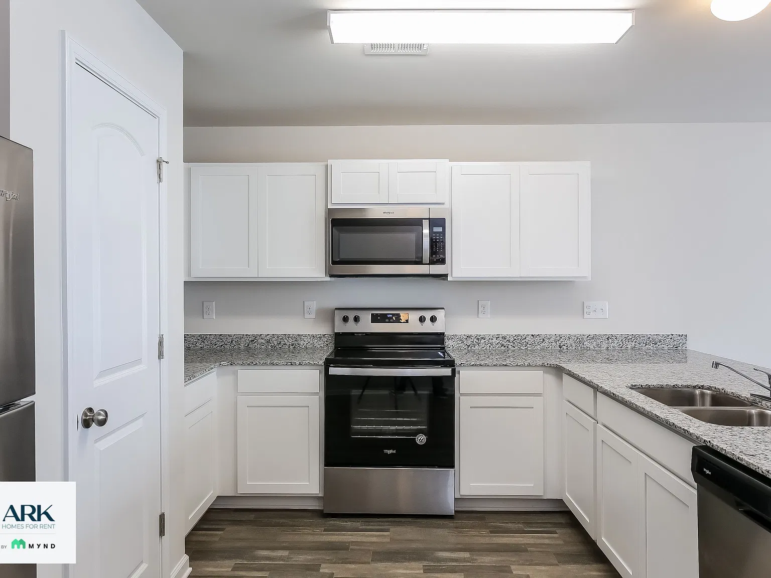 4 bed, 2.0 bath, 1400 sqft, $1,735 — Photo 4