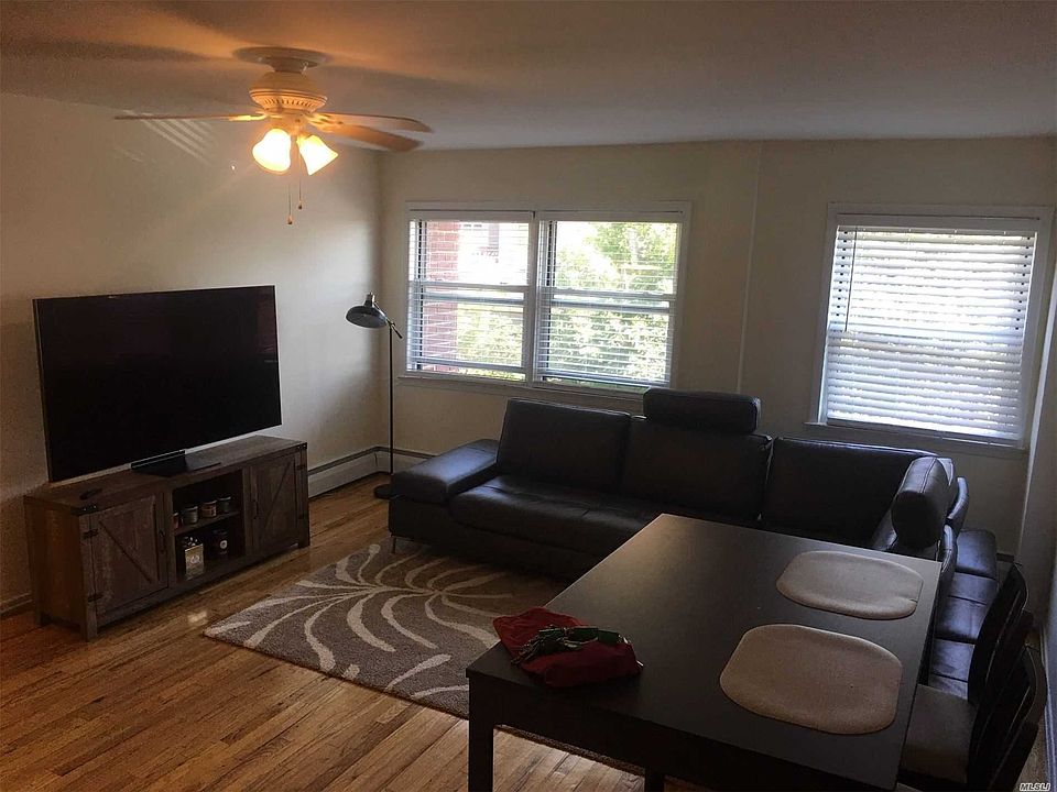1st image of 35 E Bay Dr APT 2B