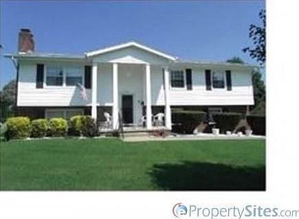 1st image of 2308 Brandon Ln