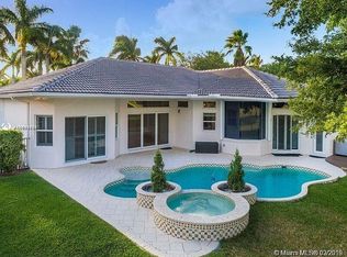 2526 Golf View Dr, Weston, FL 33327