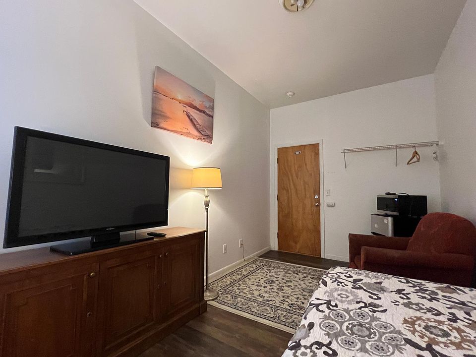 1st image of 70 Wanaque Ave #18