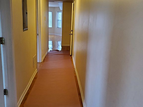 4th image of 8014 S Ingleside Ave APT 1S