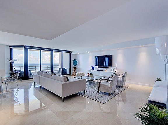 Home For Sale In Addison On The Ocean