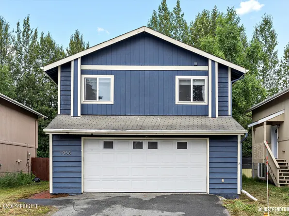 1958 Commodore Dr, Anchorage, AK 99507