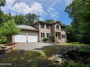 107 Whipple Way, Milford, PA 18337