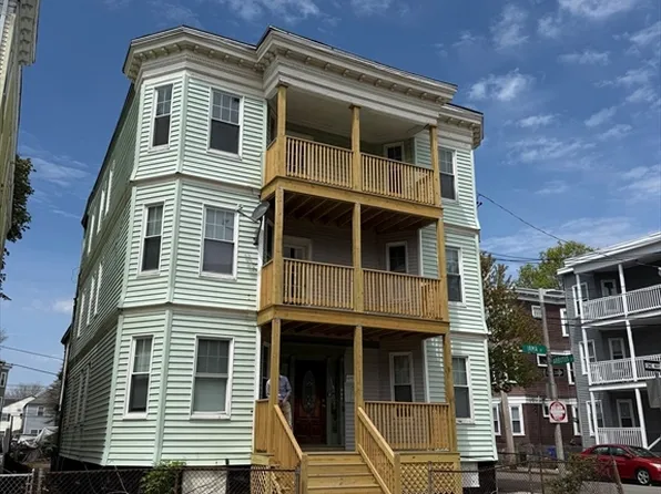 19 Irma St, Dorchester, MA 02124