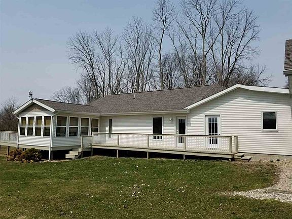 5th image of 913 N McKinley Ln