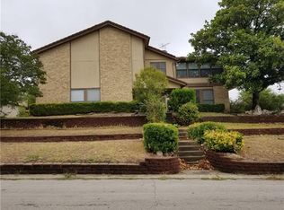 7705 Skylake Dr, Fort Worth, TX 76179