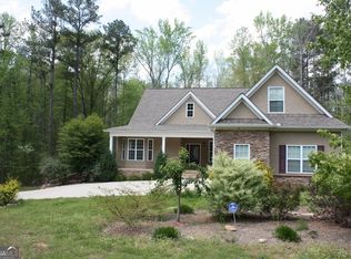 207 Lakeview Ct, Lagrange, GA 30240