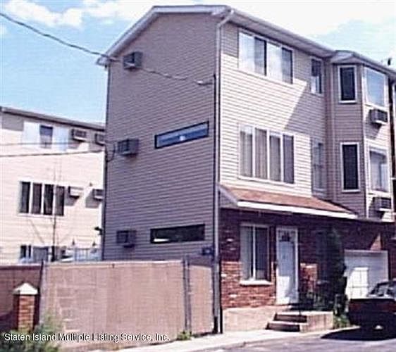 1st image of 118 Goodall St