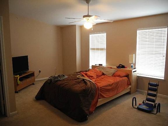 22696 goddard bedroom