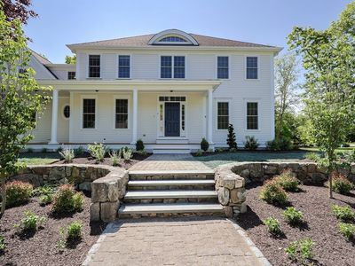 2 Pine Ridge Ln, Mattapoisett, MA, 02739