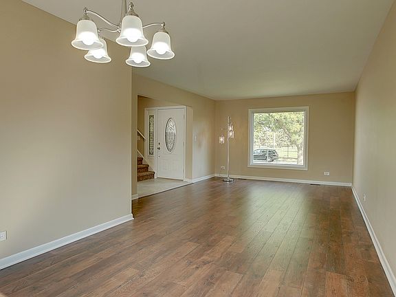 4th image of 1460 Concord Ave