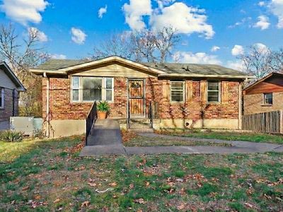 2701 Combs Dr, Nashville, TN, 37207