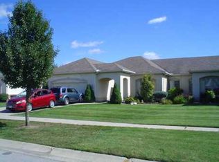 9129 Blue Mirage Dr, Sylvania, OH 43560