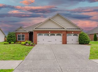 494 Callie Ave, Gallatin, TN 37066