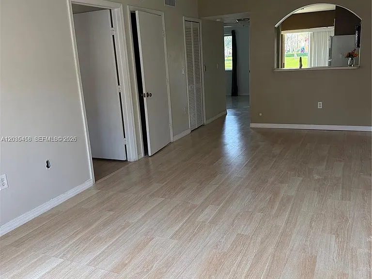 1271 SE 28th Ct #105 — Photo 3