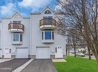 39 Jackson St #D, Highlands, NJ 07732