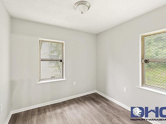 4th image of 171 Lawton St SW #89e75584f