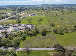 860 Todd Rd, Santa Rosa, CA 95407