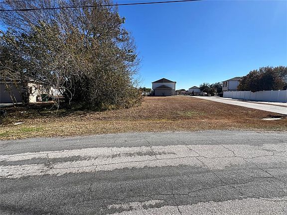3rd image of DERBYSHIRE DRIVE LOT 5