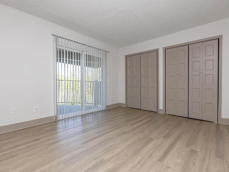 Sunrise Apartments — Photo 11