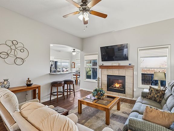 4th image of 10103 N Glenstone Ct