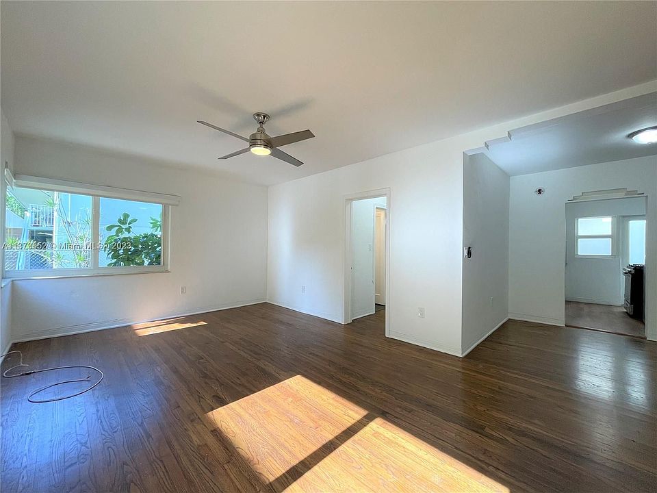 1st image of 955 Bay Dr APT 6