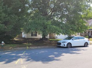 3976 Cherry Tree Dr, Greensboro, NC 27405