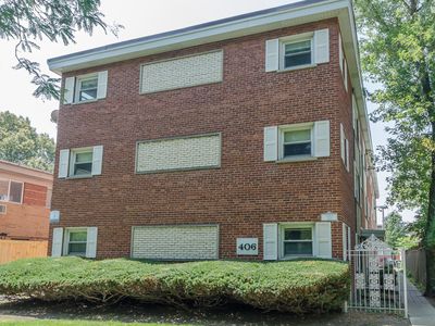 406 Franklin Ave APT 2A, River Forest, IL, 60305