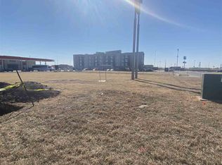 1109 E 41st St, Hays, KS 67601