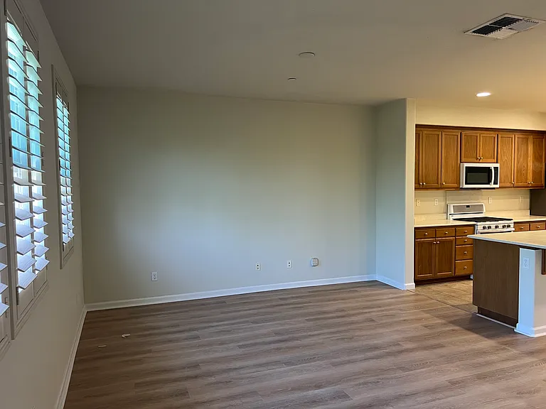 5683 Melodia Cir — Photo 14