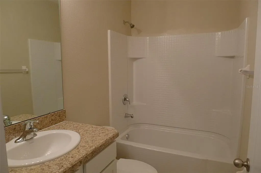 Building Photo - 13909 River Willow Pl