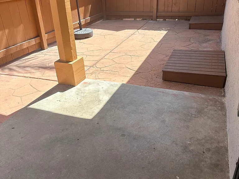5066 Voltaire St #4 — Photo 11