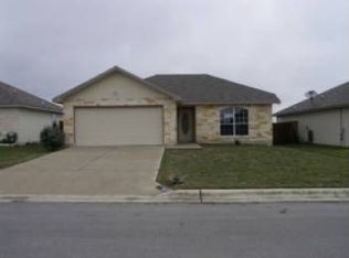 137 Amber Ln, Jarrell, TX 76537