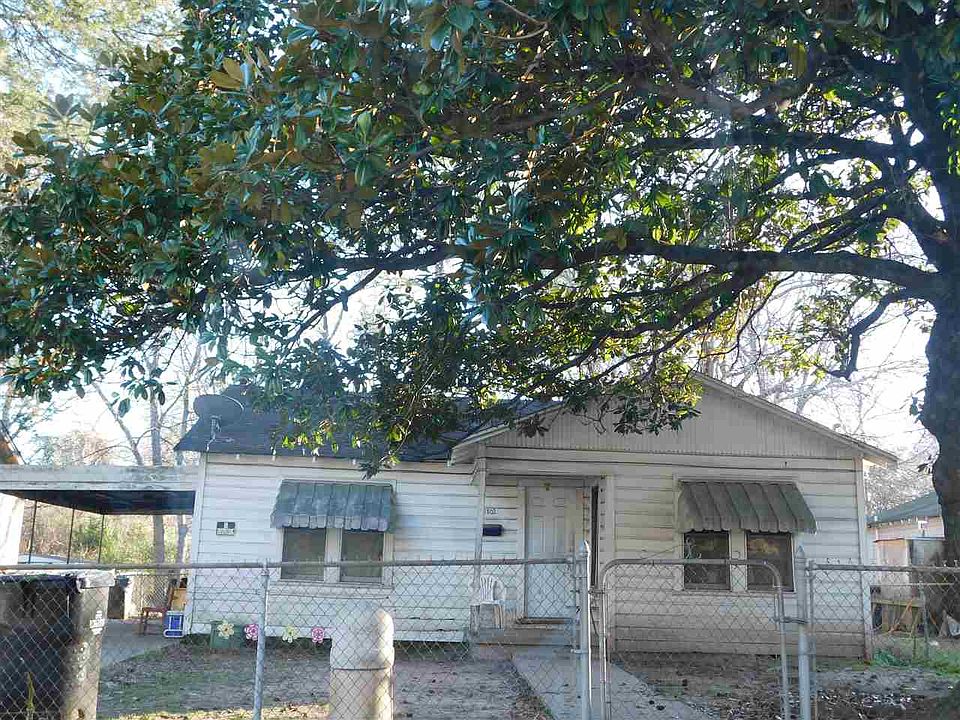 2nd image of 1802 Timpson St