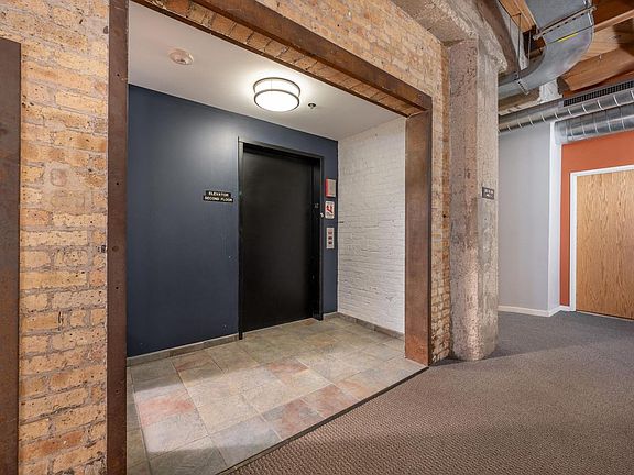 5th image of 234 E Reservoir AVENUE #606