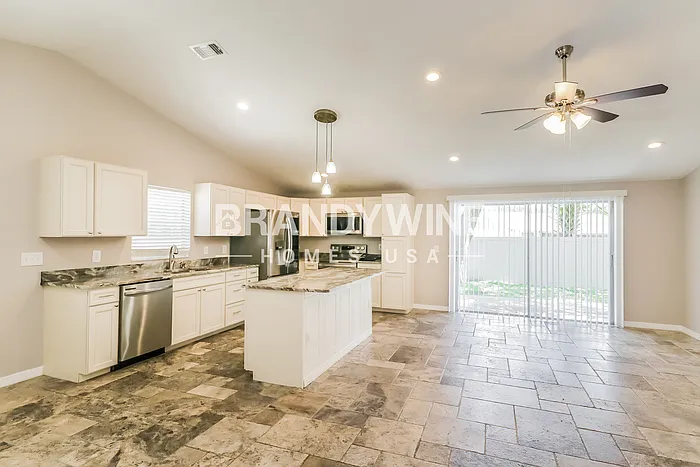16051 Grass Lake Dr — Photo 6