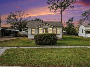 8130 3rd St N, Saint Petersburg, FL 33702
