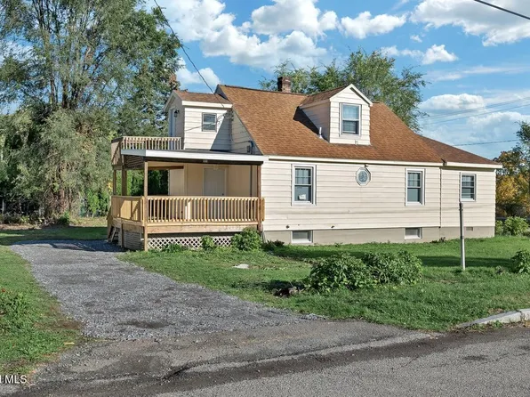 12 Taylor Street, Cohoes, NY 12047