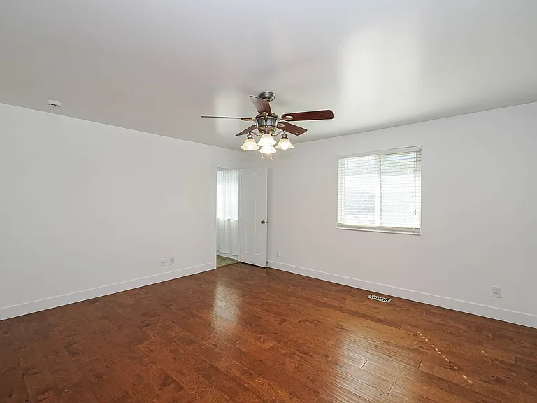 9062 S Daybreak Dr — Photo 14